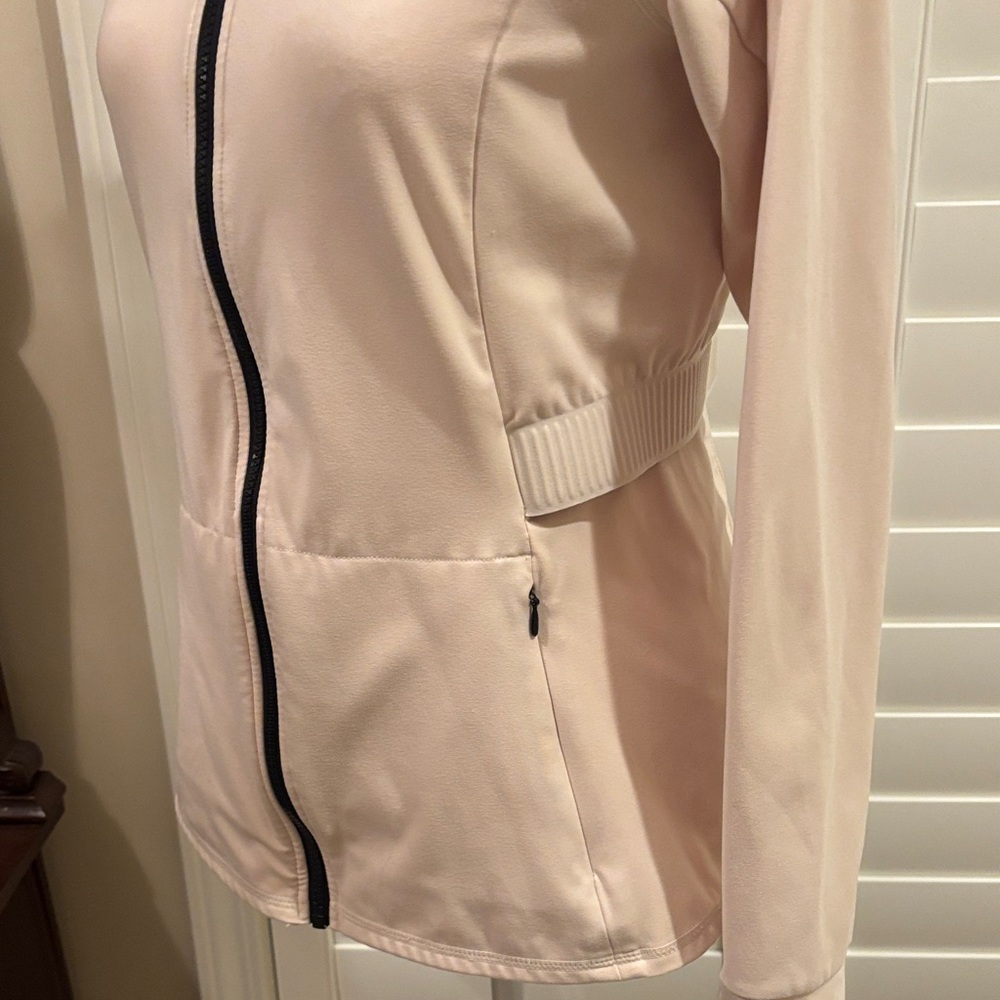 Fabletics Cream Jacket - Picture 7 of 7